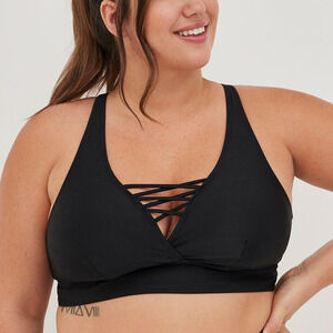 TOP ONLY‎ Torrid 6 (6X 30) Black Wireless Padded Strappy XO Triangle Bikini Swim